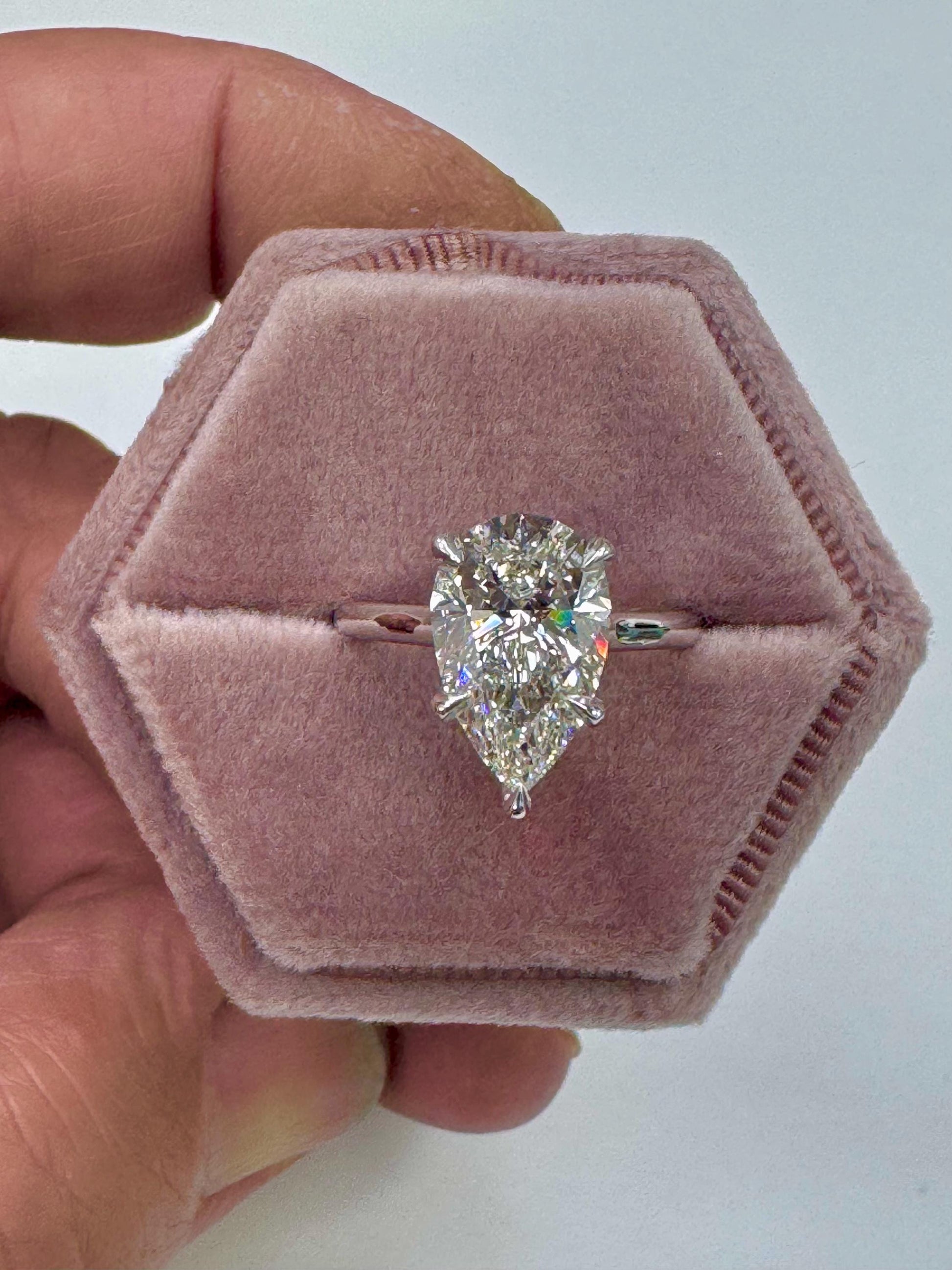 3 Carat Pear Lab Grown Diamond Ring, E Color VVS2 Clarity IGI Certified, Solitaire Engagement Ring , Excellent Cut, 14K Gold or Platinum