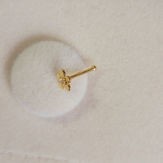 Diamond Nose Stud, Solid 14K Yellow Gold Flower Nose Stud, Dainty nose Stud, Solid Gold Nose Ring, Flower Nose Ring Stud, Flower Jewelry