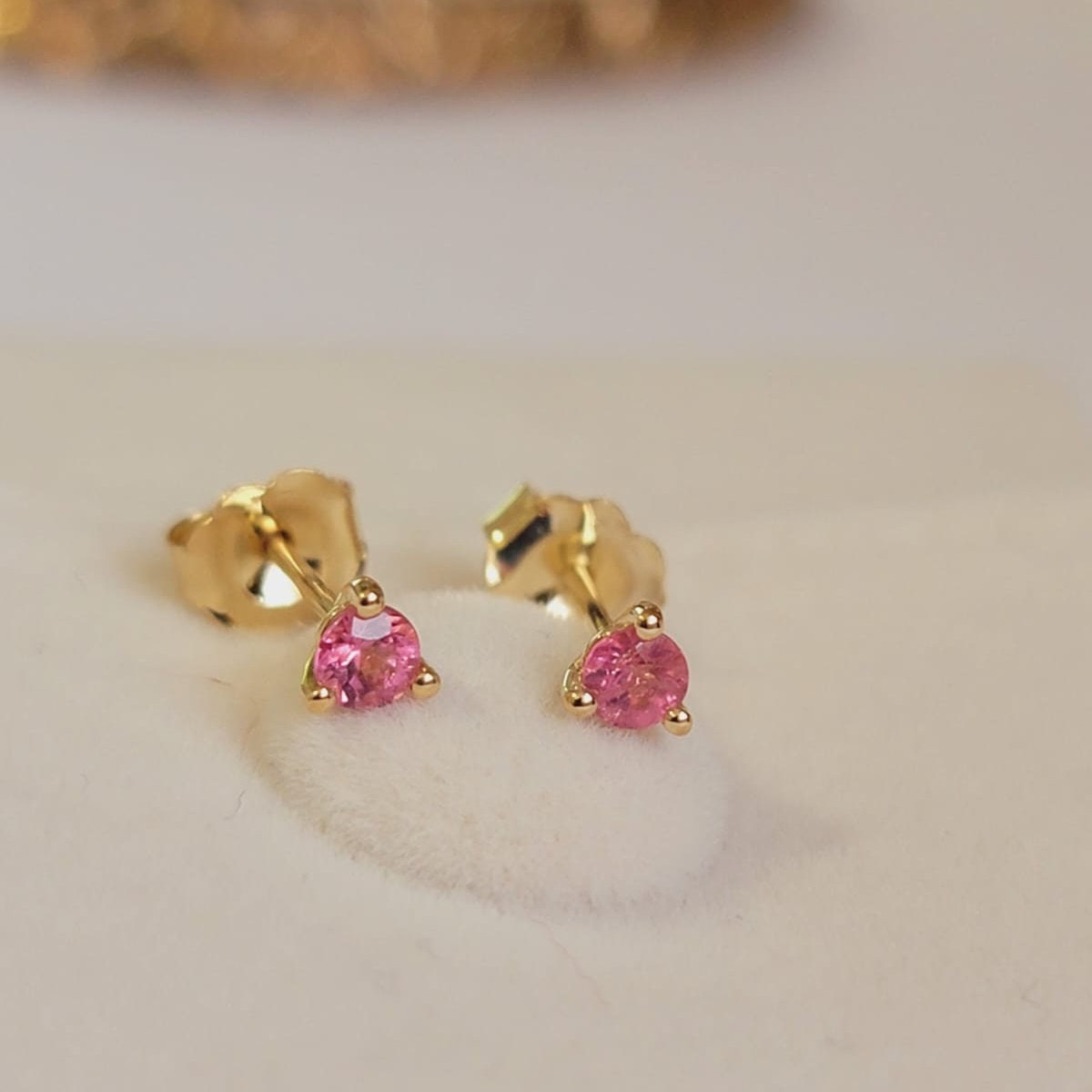 14k Solid Gold Solitaire Pink Sapphire Studs