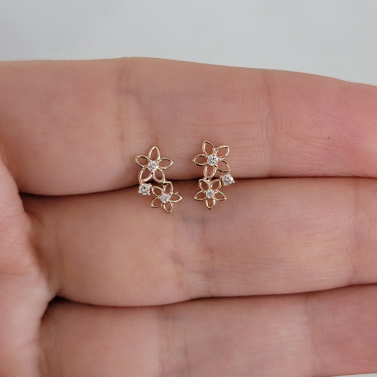 14k Gold Diamond Flower Earrings
