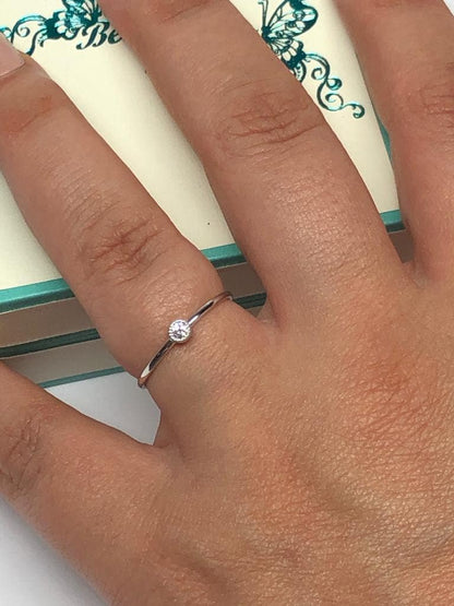 Single Diamond Ring, Diamond Engagement Ring, Solitaire Ring, Dainty Ring, Minimalist Ring, Stackable Ring, Ring for Women, Diamond Ring