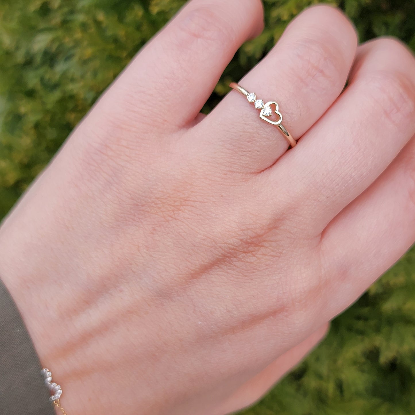 14k Gold Diamond Heart Ring