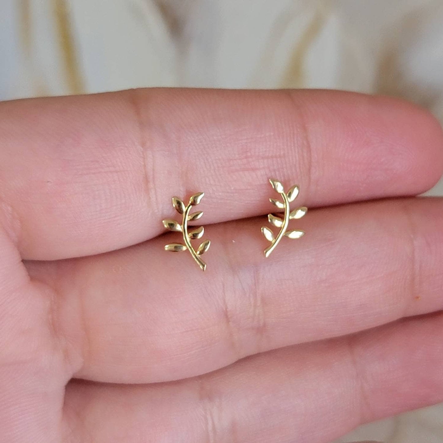 14k Gold Leaf stud Earrings