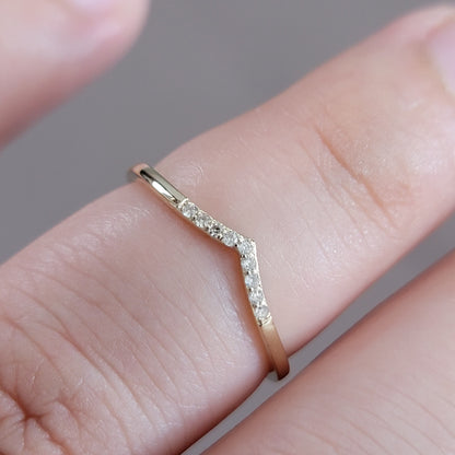 Curved Diamond Ring, Dainty Gold Ring for Women, 14 k Gold Diamond Wedding Band, V Shape Stacking Rose Gold Ring, Matching Band, Bridal Ring