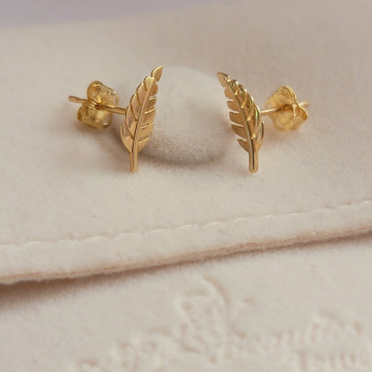 Leaf Earrings, Gold Stud Earrings, Gold Leaf Earrings, Dainty Earrings, Minimalist Earrings, Gift for Her, Small Leaf Earrings