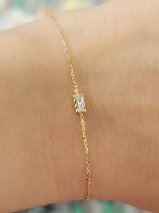 14K Gold Dainty Diamond Baguette Bracelet