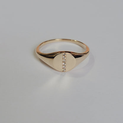14K Small Round Signet Ring With Diamonds